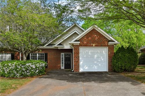 2017 Salisbury Sq, Winston Salem, NC, 27127-5936 | Card Image