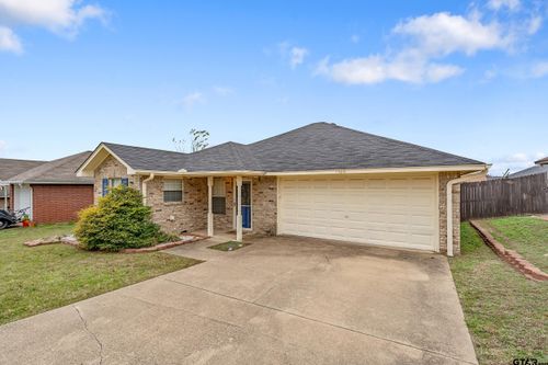 1108 Woodlands Park Dr, Lindale, TX, 75771 | Card Image