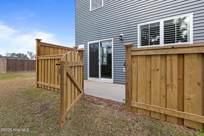 97 Aspen Rd, Townhouse with 3 bedrooms, 3 bathrooms and 1 parking in Hampstead NC | Image 19