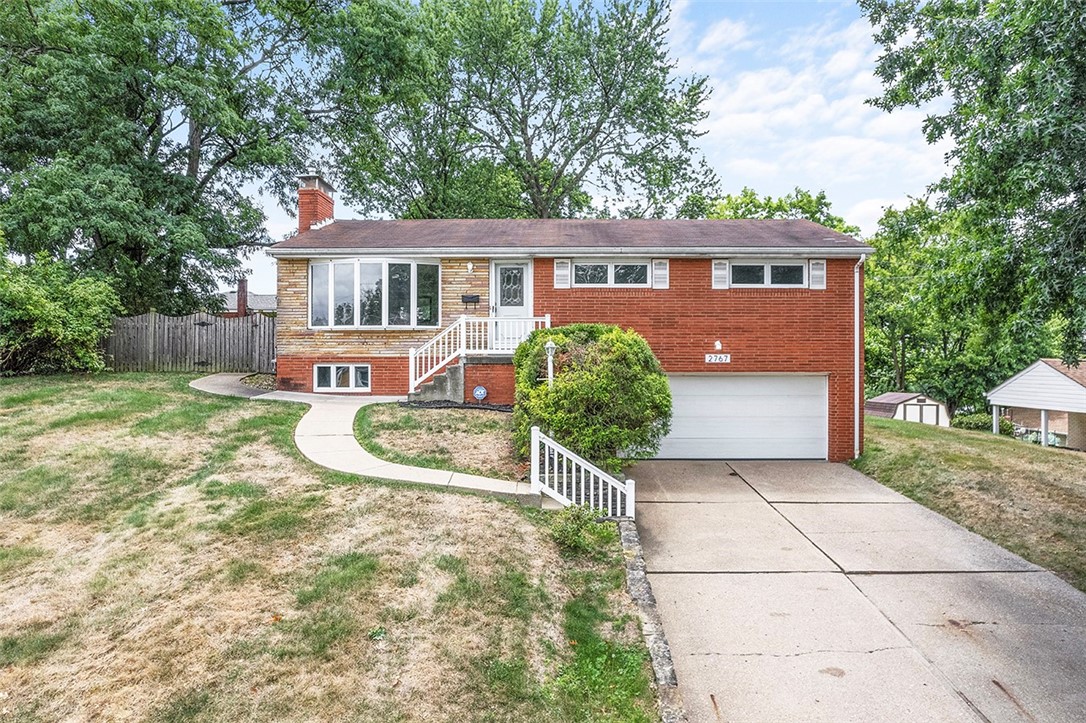 Munroe St, Bethel Park, PA 15102
