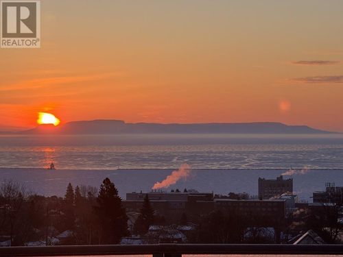 96 High St N, Thunder Bay, ON, P7A5R3 | Card Image