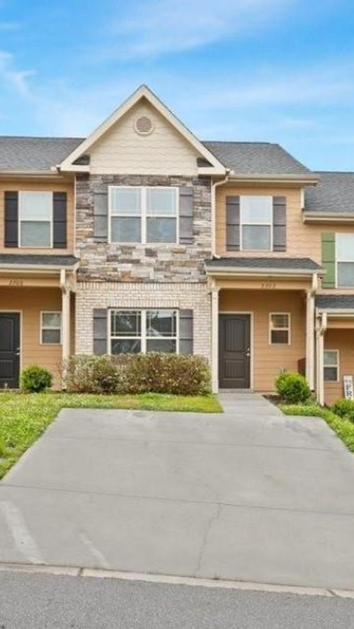 2202 Miranda Dr, Morrow, GA, 30260-4221 | Card Image