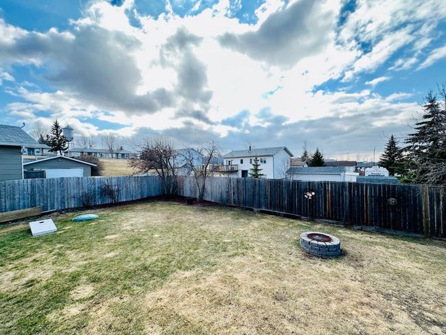 5210 49 A Street, House other with 3 bedrooms, 2 bathrooms and 4 parking in Kitscoty AB | Image 23