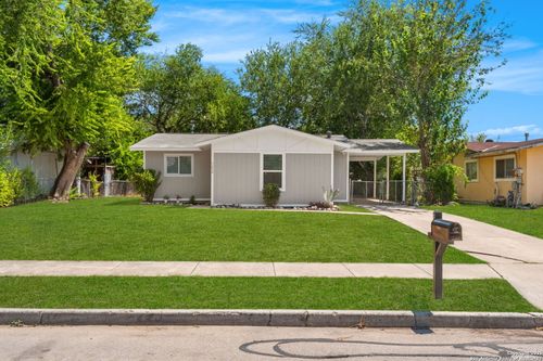 7058 Greenberry Dr, San Antonio, TX, 78227-1807 | Card Image