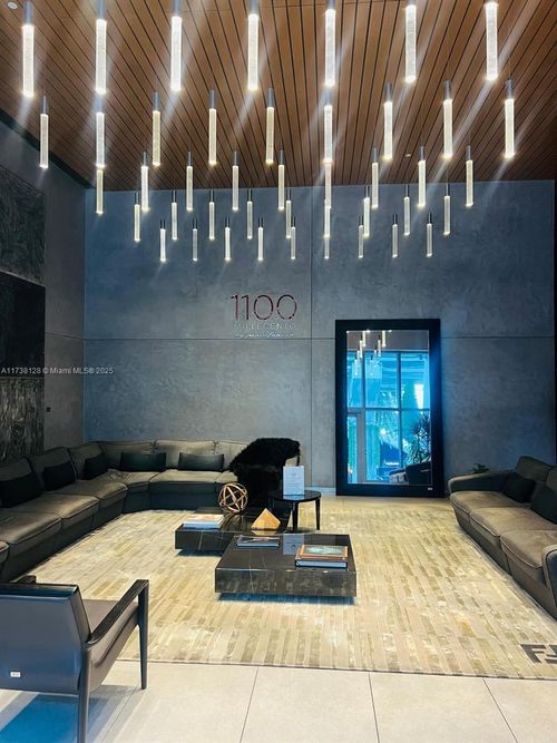 apt-2802-1100 S Miami Ave, Miami, FL, 33130-4172 | Card Image