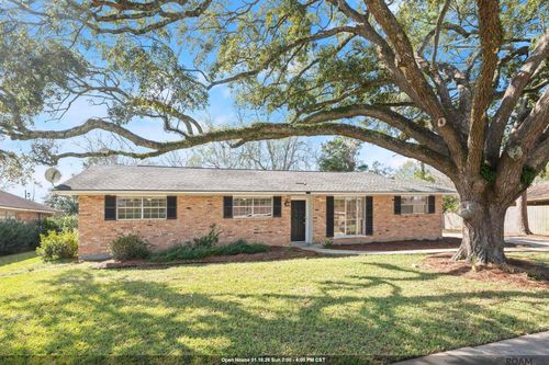 3224 Seracedar Dr, Baton Rouge, LA, 70816-2054 | Card Image