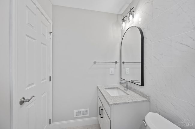 722 Price Knl, House other with 4 bedrooms, 4 bathrooms and null parking in Milford OH | Image 32