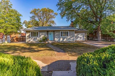 137 Melrose, House other with 3 bedrooms, 1 bathrooms and 1 parking in Pueblo CO | Image 2