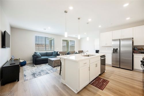 2708 Tricase St, Henderson, NV, 89044-2058 | Card Image