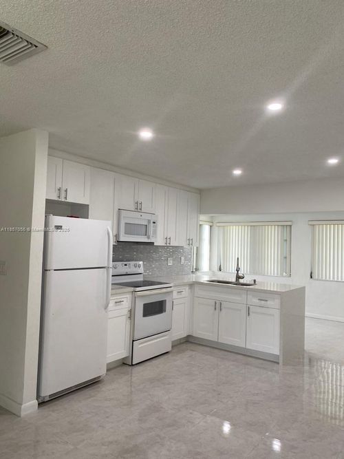 4903 Nw 42nd Ave, Tamarac, FL, 33319-3703 | Card Image