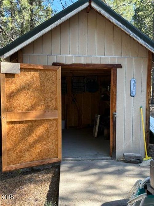 3 Karen Lane, Crescent Lake, OR, 97733 | Card Image