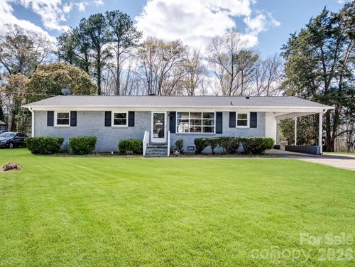 1309 Crestfield Dr, Lancaster, SC, 29720-1641 | Card Image
