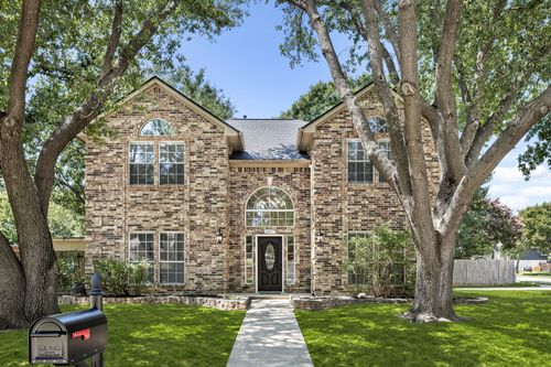 2817 Ridgemere Dr, Flower Mound, TX, 75028-7533 | Card Image