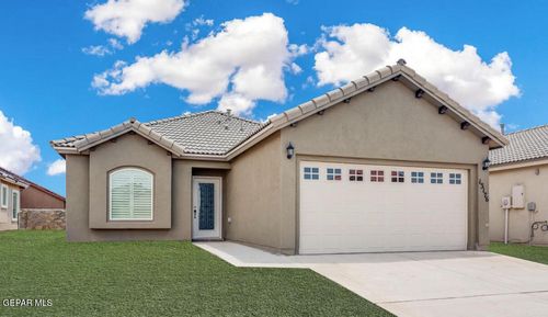 13833 Sky Harbor Ave, Horizon City, TX, 79928-5527 | Card Image