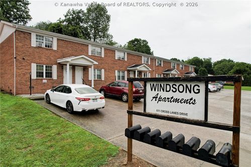 611 Cross Lanes Drive, Nitro, WV, 25143 | Card Image