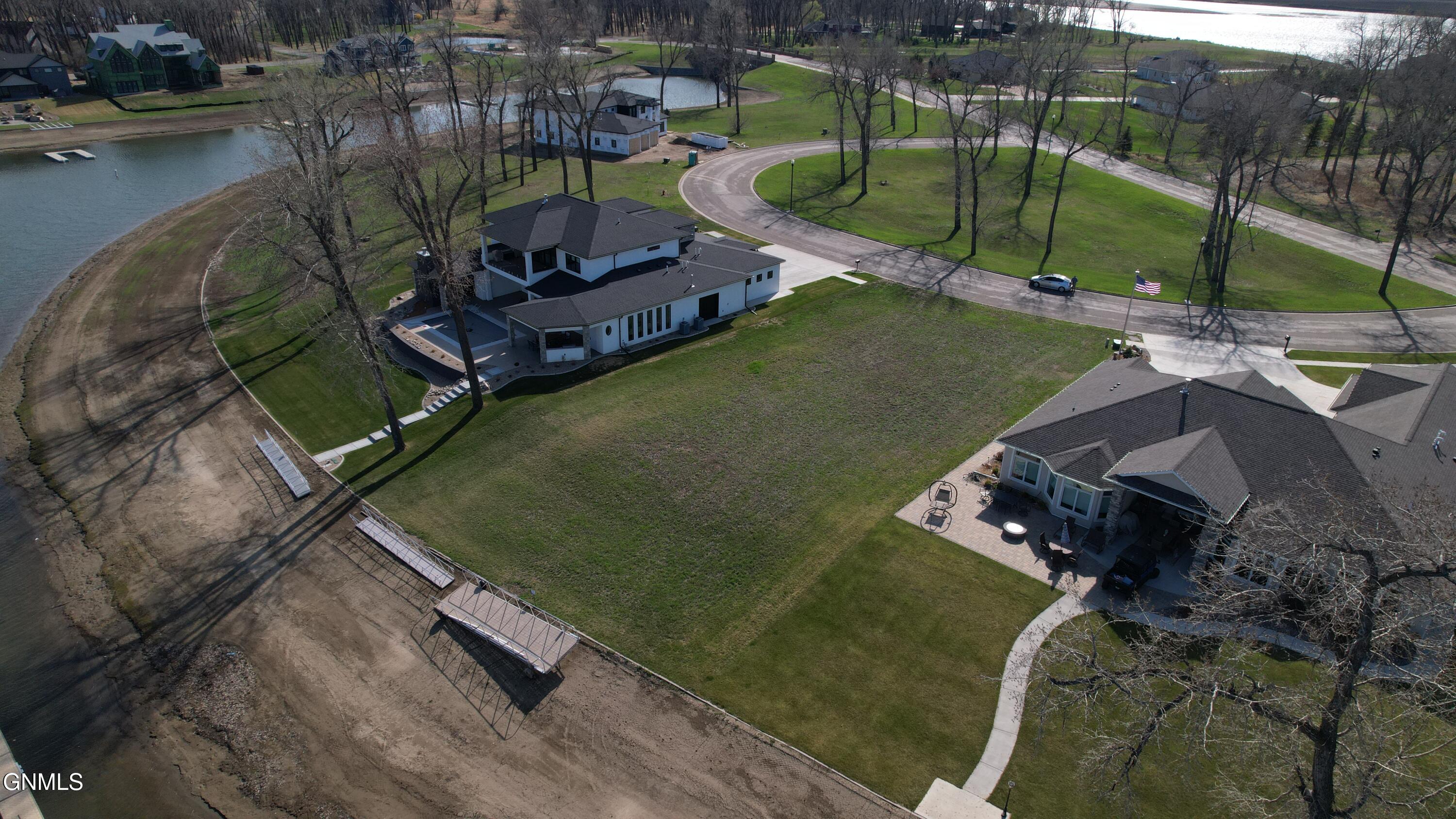 Land in Bismarck 5