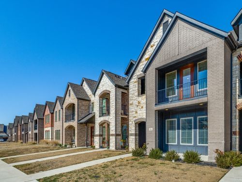 820 Eaglescliffe Lndg, Wylie, TX, 75098-0979 | Card Image