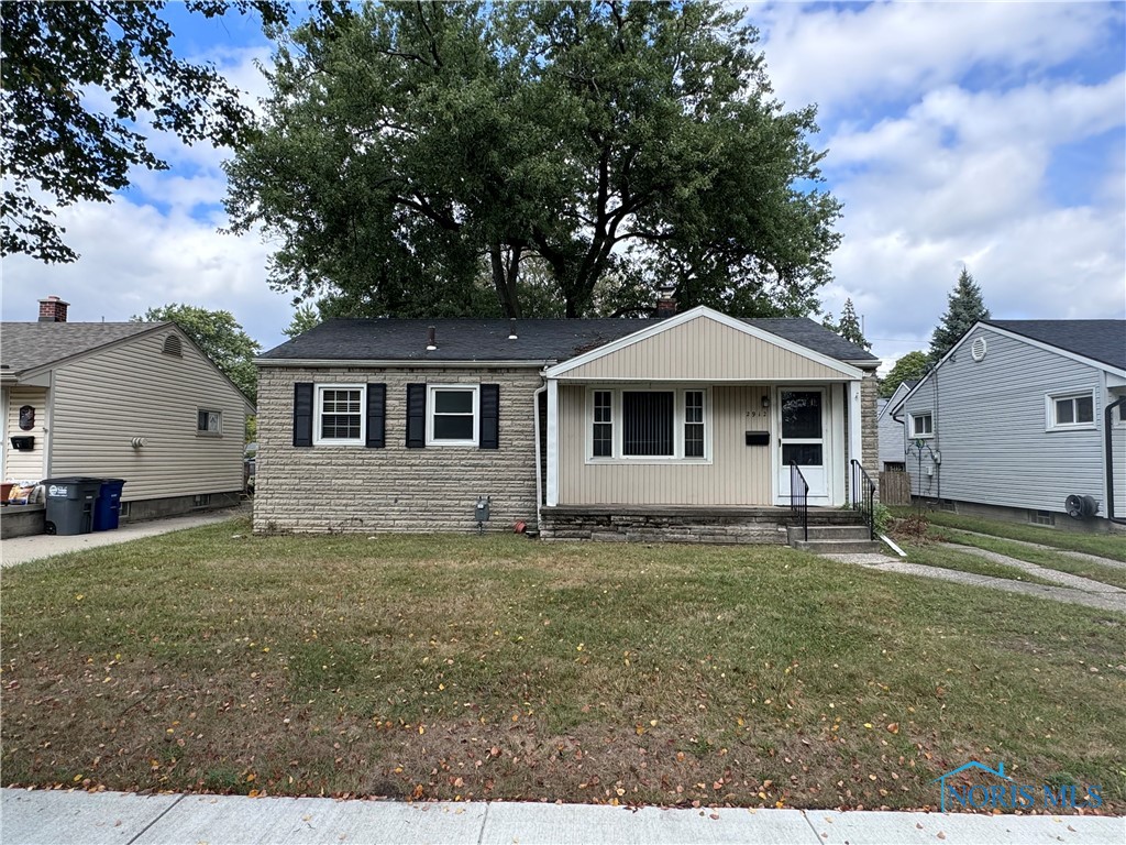 Nash Rd, Toledo, OH 43613