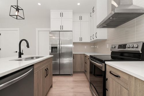 4-46379 Uplands Rd, Chilliwack, BC, V2R4W1 | Card Image