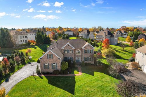 42 Deangelis Dr, Monroe, NY, 10950-3033 | Card Image