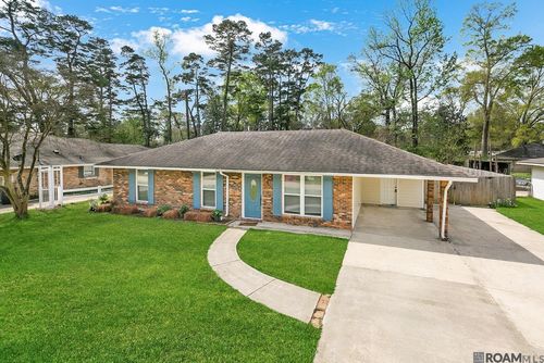 5665 Mapleton Dr, Greenwell Springs, LA, 70739-3259 | Card Image