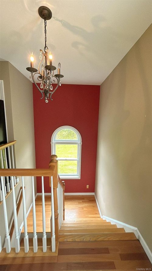 315 Arcadia Rd, Goshen, NY, 10924-5636 | Card Image