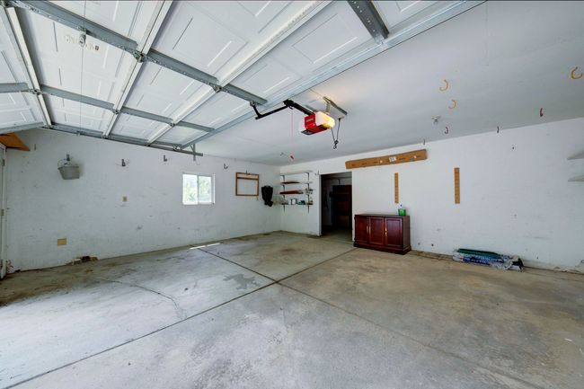 bring in both cars and still have plenty of room to work! | Image 36