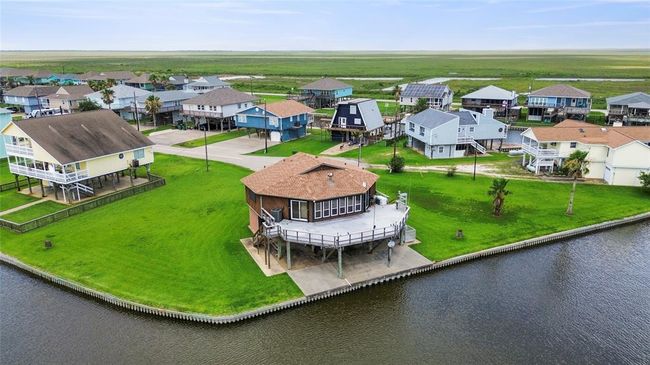 174 Sand Shoals Rd, House other with 3 bedrooms, 2 bathrooms and 2 parking in Freeport TX | Image 7