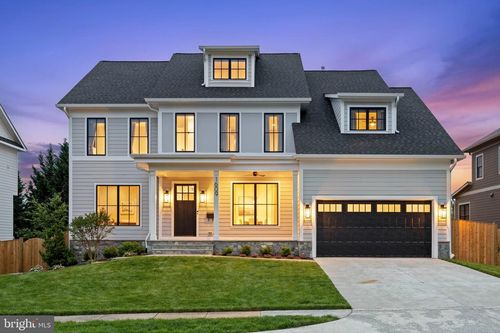1609 Woodmoor Ln, MCLEAN, VA, 22101-5160 | Card Image