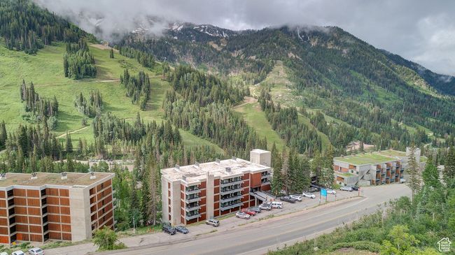201202 - 9202 E Lodge Dr, Condo with 1 bedrooms, 2 bathrooms and 1 parking in Snowbird UT | Image 41