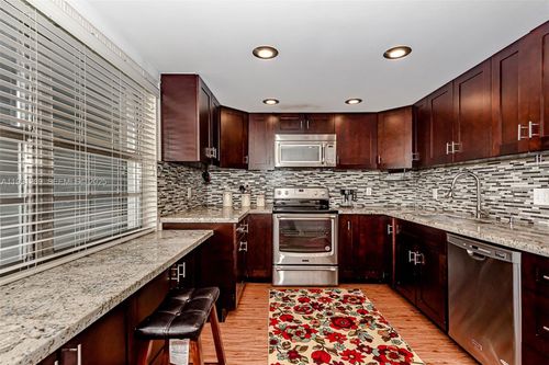 apt-503-625 Oaks Dr, Pompano Beach, FL, 33069-3771 | Card Image