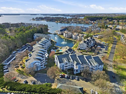 apt-28-18824 Nautical Dr, Cornelius, NC, 28031-8062 | Card Image