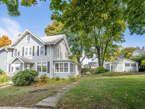 8 Stone Ave, Winchester, MA, 01890-1332 | Card Image