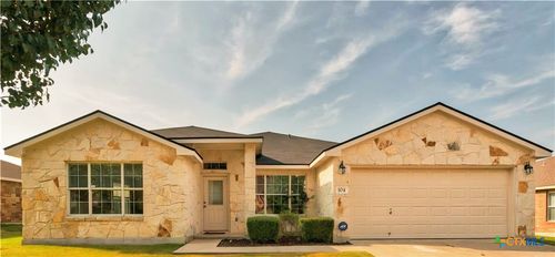 104 Lone Shadow Dr, Harker Heights, TX, 76548-2523 | Card Image