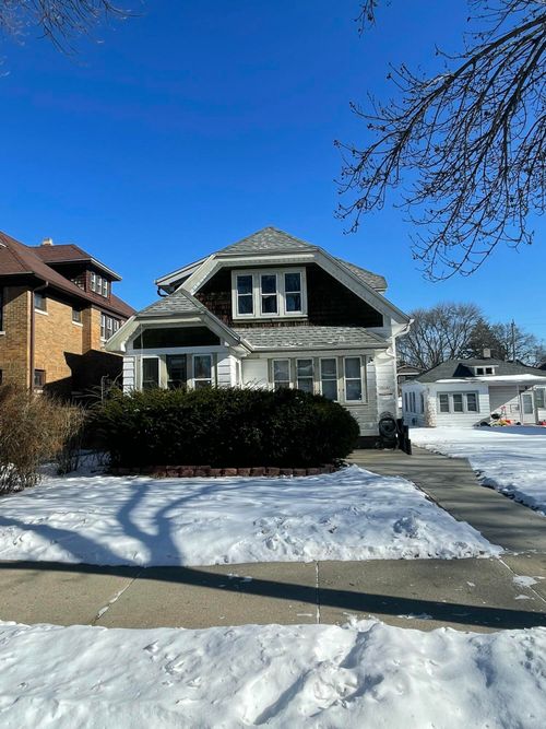 2834 N 54th St, Milwaukee, WI, 53210-1629 | Card Image