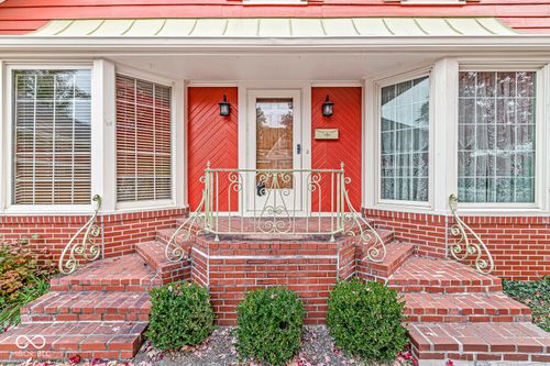 408 N Merrill St, Fortville, IN, 46040-1032 | Card Image