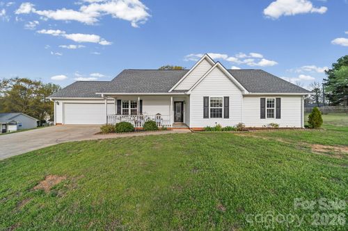 1770 Brittany Ln, Fort Mill, SC, 29708-9431 | Card Image