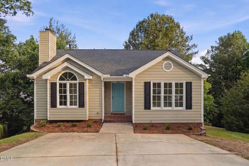 8013 Tobin Pl, Raleigh, NC, 27612-1916 | Card Image