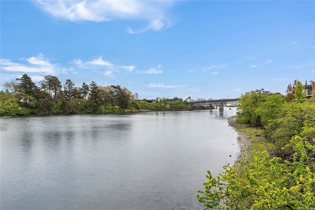 109 - 757 Tyee Rd, Condo with 2 bedrooms, 2 bathrooms and 2 parking in Victoria BC | Image 37