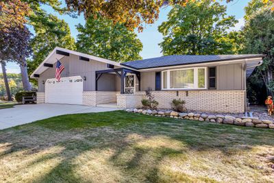 1611 Knoll Crest Dr, House other with 3 bedrooms, 1 bathrooms and null parking in SHEBOYGAN WI | Image 1