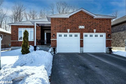 7 Evans Street, Victoria Harbour, ON, L0K2A0 | Card Image