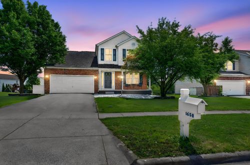 1658 Geranium Dr, Lewis Center, OH, 43035-7179 | Card Image