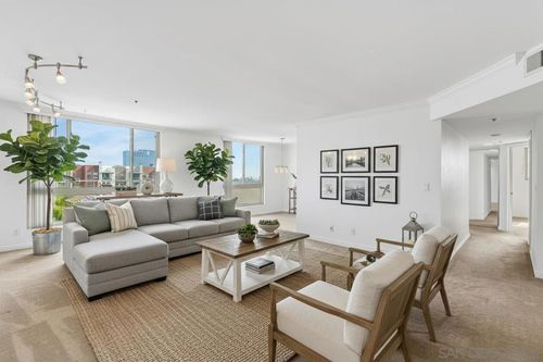 4d-3939 Illinois St, San Diego, CA, 92104-3692 | Card Image