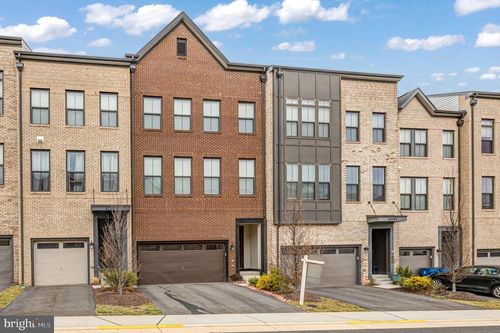 42282 Crawford Ter, BRAMBLETON, VA, 20148-4938 | Card Image