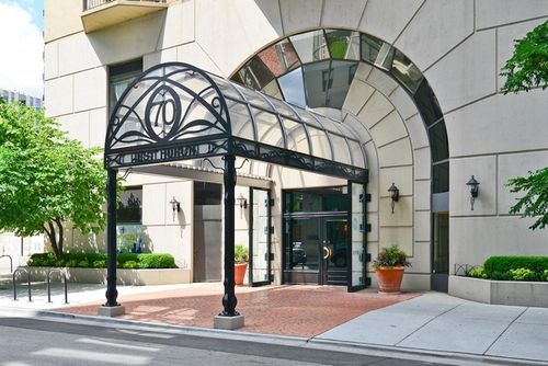 apt-2201-70 W Huron St, Chicago, IL, 60654-3864 | Card Image