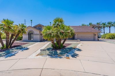 17002 N 127 Th Drive, House other with 2 bedrooms, 2 bathrooms and null parking in Sun City West AZ | Image 3