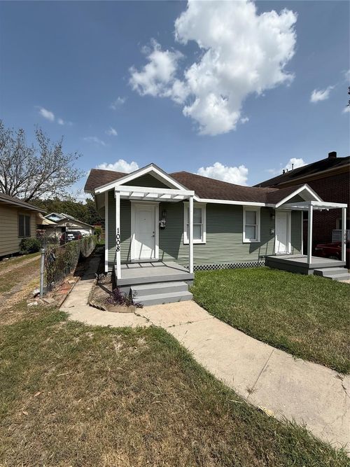 1008 Studewood St, Houston, TX, 77008-7140 | Card Image