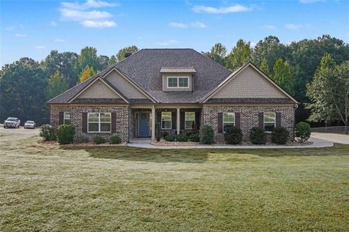 1135 Birchwood Dr, Griffin, GA, 30224-7489 | Card Image
