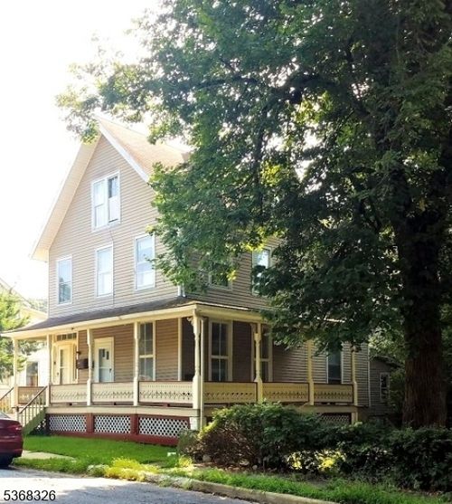 9 E Johnston St, Washington, NJ, 07882-1408 | Card Image