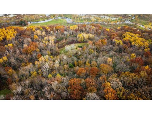 S3399 County Road P, Fountain City, WI, 54629-7111 | Card Image